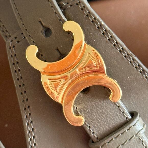 Celine Green Leather Triomphe Sandals Size 37 EU Celine Tippi Triomphe Sandal Calfskin Leather Dark Olive Size 36